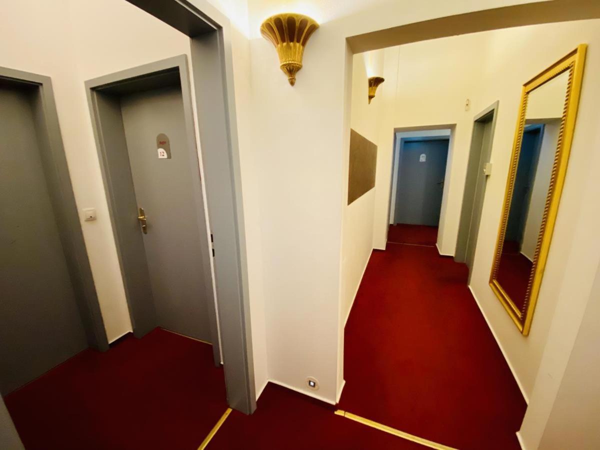 Doppelzimmer Rondell, Direkt Am Alten Strom روستوك المظهر الخارجي الصورة